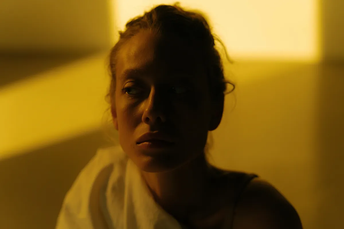 Introspection Blocked Release - photo par Ron Lach