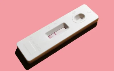 white pregnancy test showing 1 red line