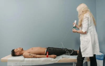 osteopath clinic patient examination - photo par Pavel Danilyuk