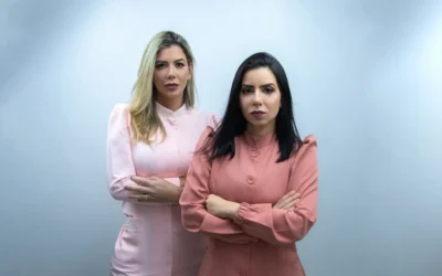 a couple of women standing next to each other